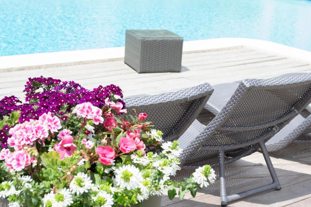 Le Bouquet De L Aromate Bed & Breakfast Joucas Exterior photo