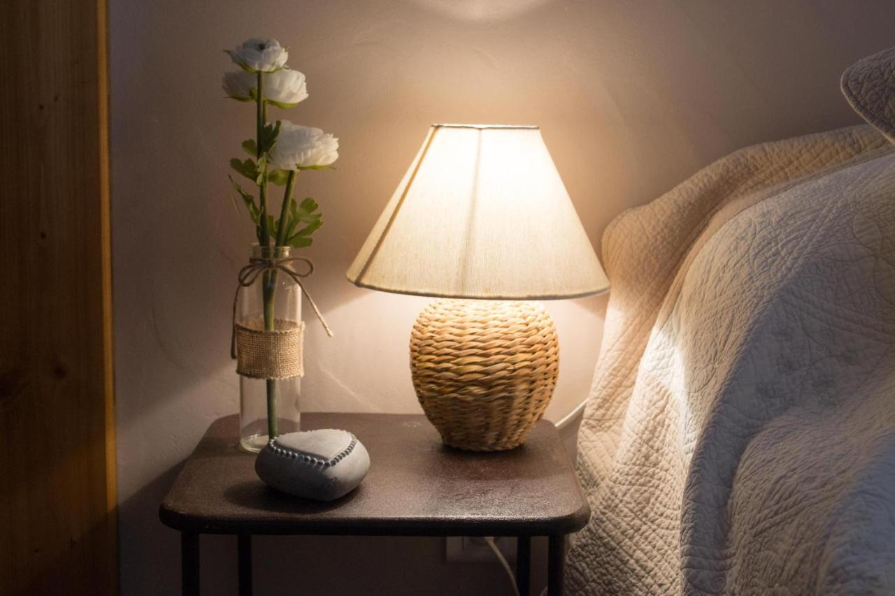 Le Bouquet De L Aromate Bed & Breakfast Joucas Exterior photo